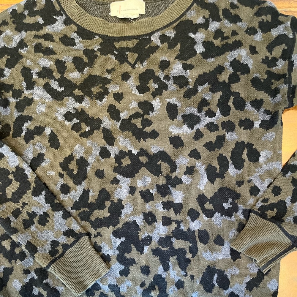Long sleeve camo print sweater from Anthropologie size S - Picture 3 of 7